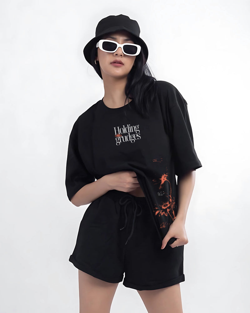 Grudges - Oversized T-shirt