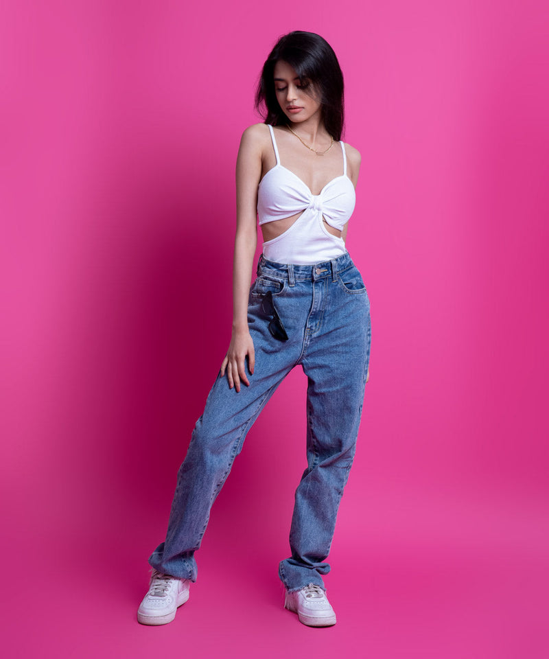 Ribbed Crinkled Cut Out - White