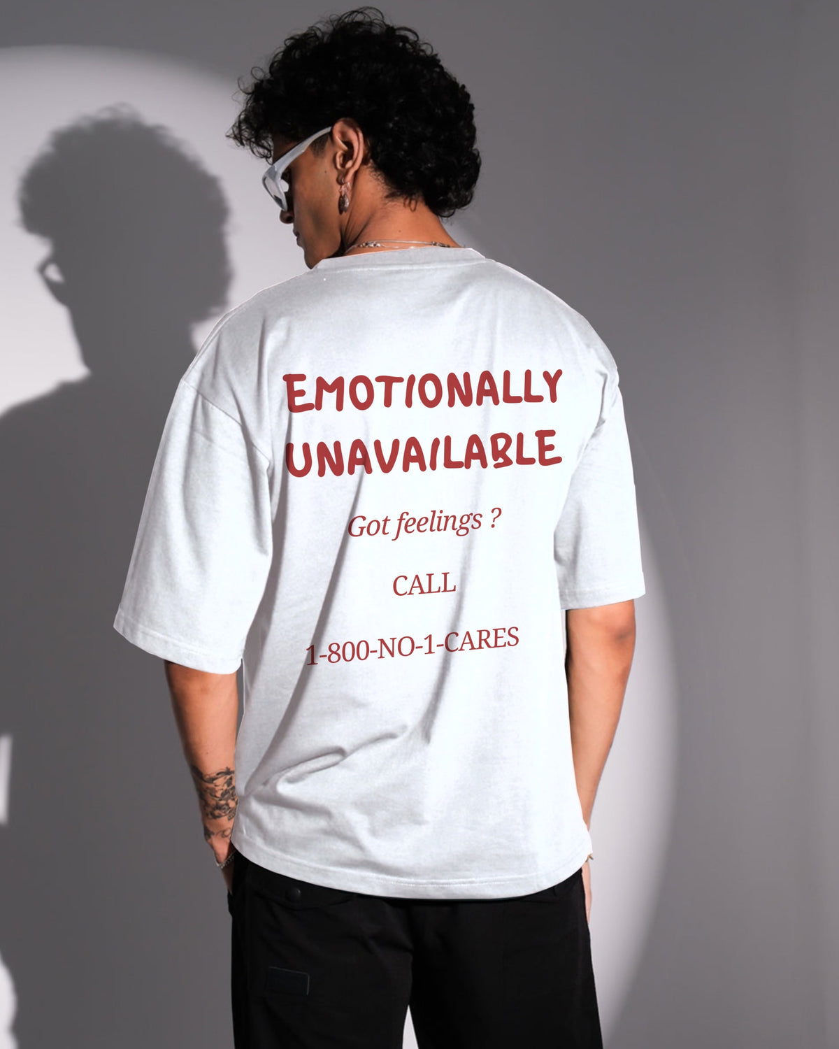 注目■EMOTIONALLY UNAVAILABLE■EU PRINTED LS TEE ホワイト 注目□EMOTIONALLY UNAVAILABLE□EU PRINTED LS TEE ホワイト T