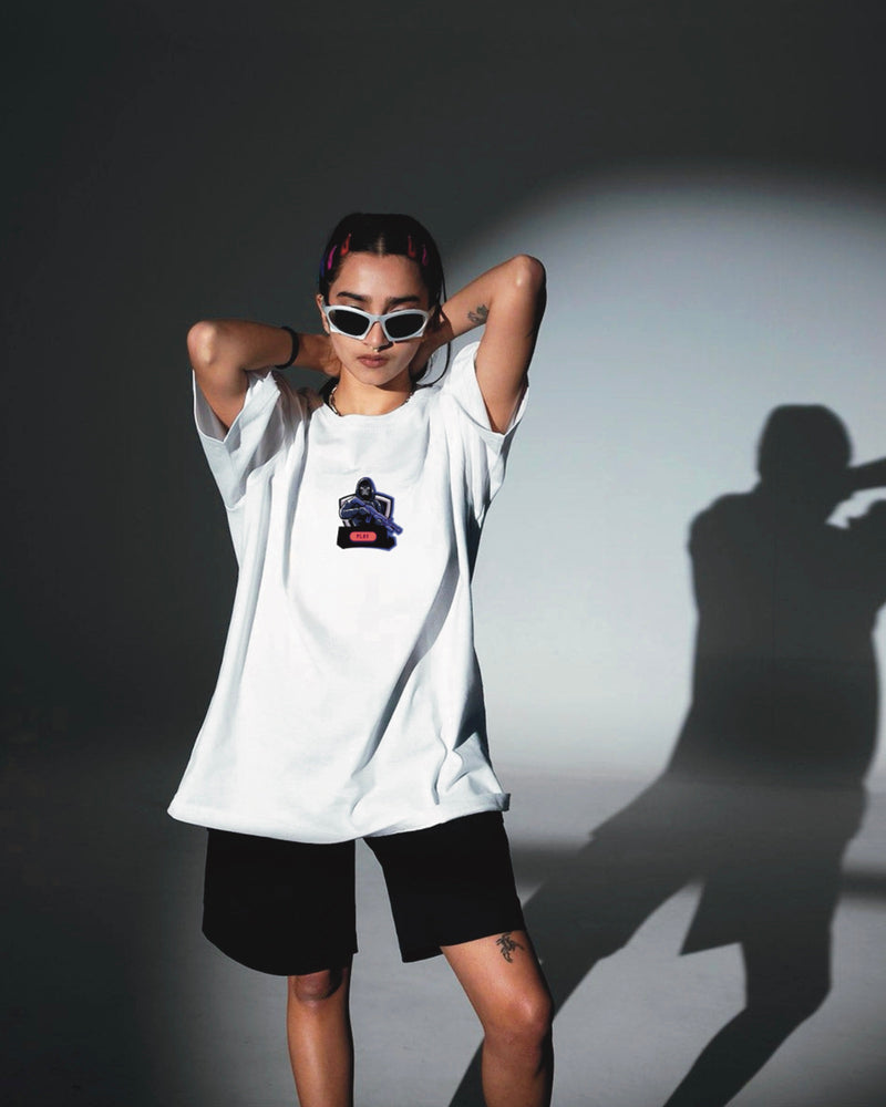 Play - Oversized T-shirt