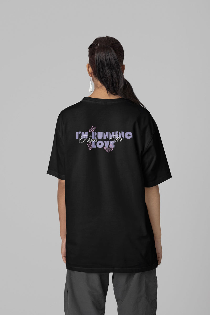 RUNNING FROM HER  - Oversized T-shirt
