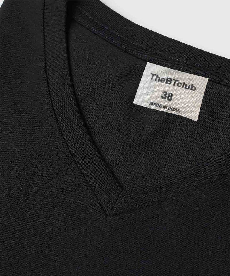 Black - V-Neck T-shirt