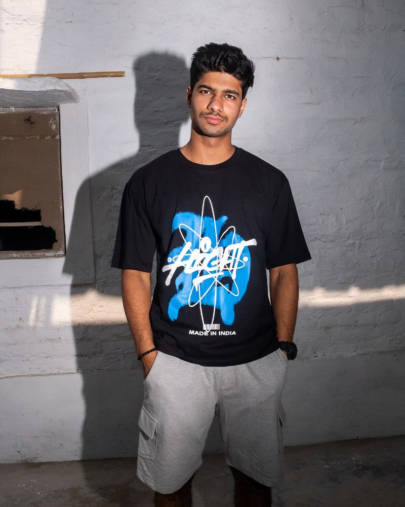 Flight - Oversized T-shirt