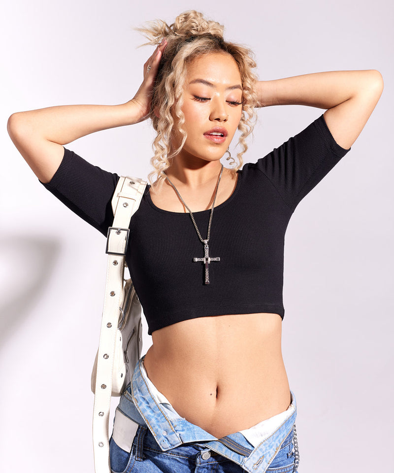 Ribbed Half Sleeves Top