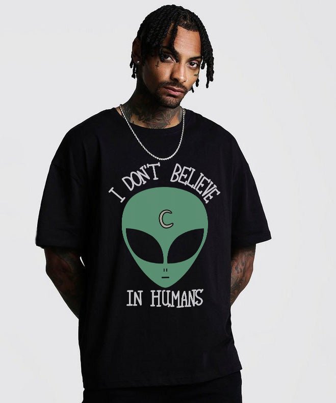 I don't believe in humans - Oversized T-shirt - TheBTclub