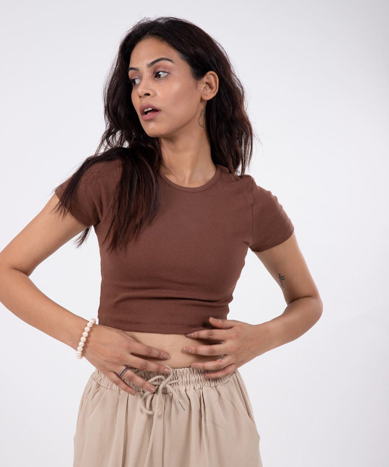 Ribbed Cropped T-shirt - Brown